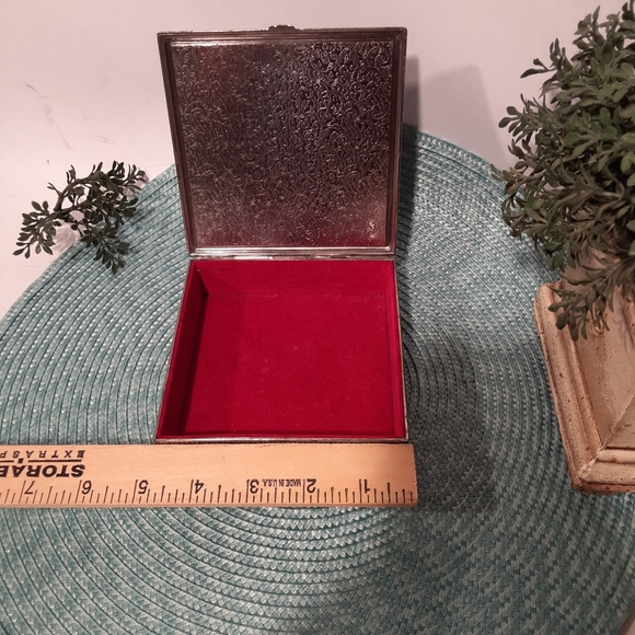 Vintage Style Ballerina Jewelry Trinket box pretty. 56 - Picture 3 of 4